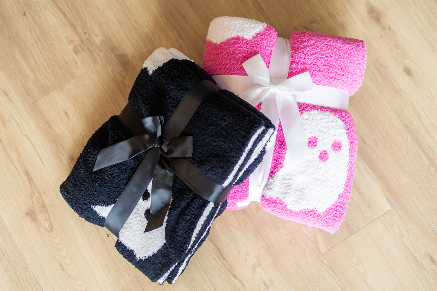 Ghost Blanket, Pink Ghost Blanket, Black Ghost Blanket, Cozy Blanket, Cozy Throw blanket
